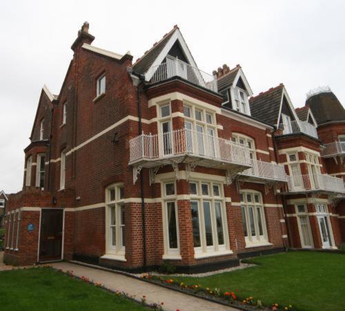 Britten House Lowestoft Bagian luar foto
